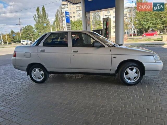 Сірий ВАЗ 2110, об'ємом двигуна 1.6 л та пробігом 230 тис. км за 2250 $, фото 11 на Automoto.ua