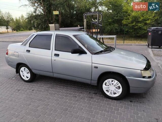 Серый ВАЗ 2110, объемом двигателя 1.6 л и пробегом 192 тыс. км за 2300 $, фото 4 на Automoto.ua