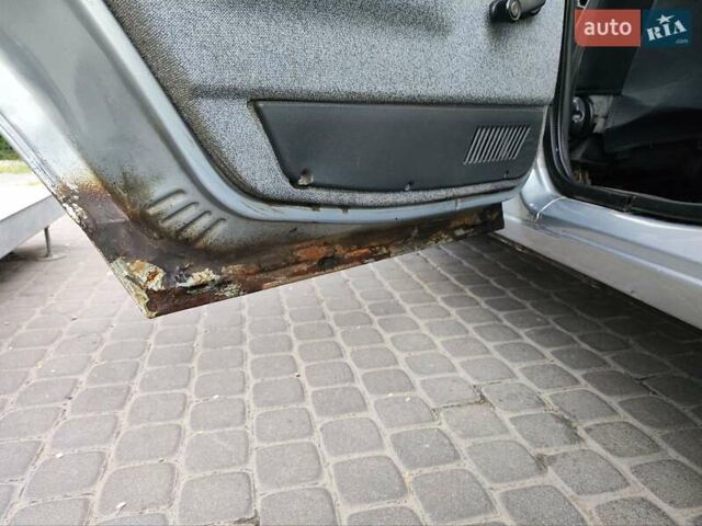 Серый ВАЗ 2110, объемом двигателя 1.6 л и пробегом 192 тыс. км за 2300 $, фото 17 на Automoto.ua