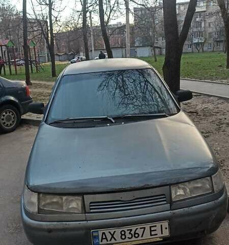 Серый ВАЗ 2110, объемом двигателя 1.6 л и пробегом 350 тыс. км за 1700 $, фото 2 на Automoto.ua