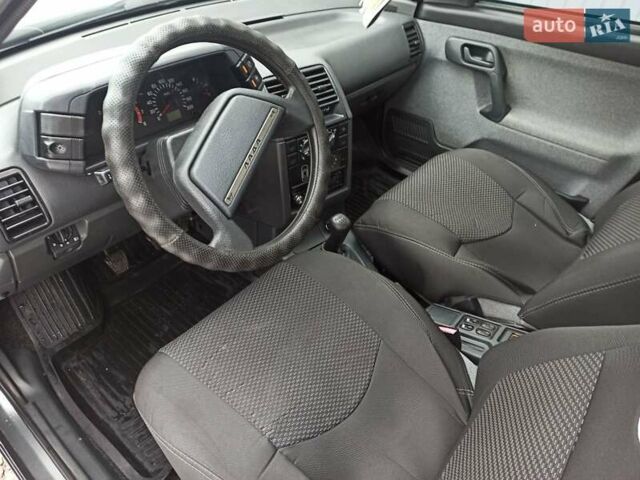 Серый ВАЗ 2110, объемом двигателя 1.6 л и пробегом 45 тыс. км за 2899 $, фото 4 на Automoto.ua