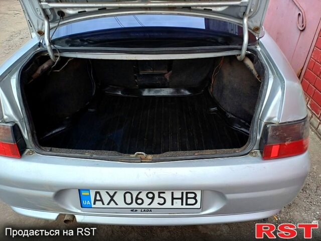 Серый ВАЗ 2110, объемом двигателя 1.6 л и пробегом 210 тыс. км за 1700 $, фото 5 на Automoto.ua