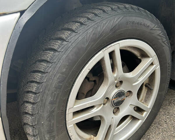 Сірий ВАЗ 2110, об'ємом двигуна 1.6 л та пробігом 218 тис. км за 2500 $, фото 2 на Automoto.ua