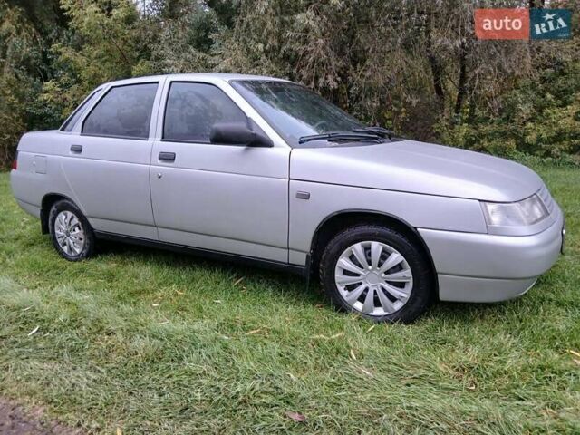 Серый ВАЗ 2110, объемом двигателя 1.6 л и пробегом 234 тыс. км за 1500 $, фото 4 на Automoto.ua