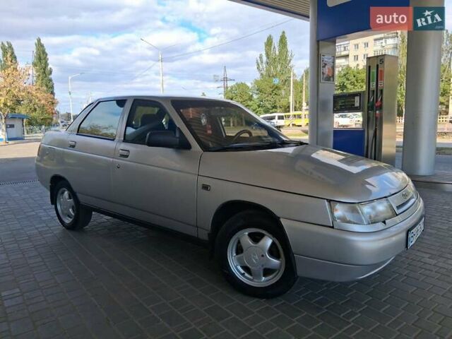 Сірий ВАЗ 2110, об'ємом двигуна 1.6 л та пробігом 230 тис. км за 2250 $, фото 10 на Automoto.ua