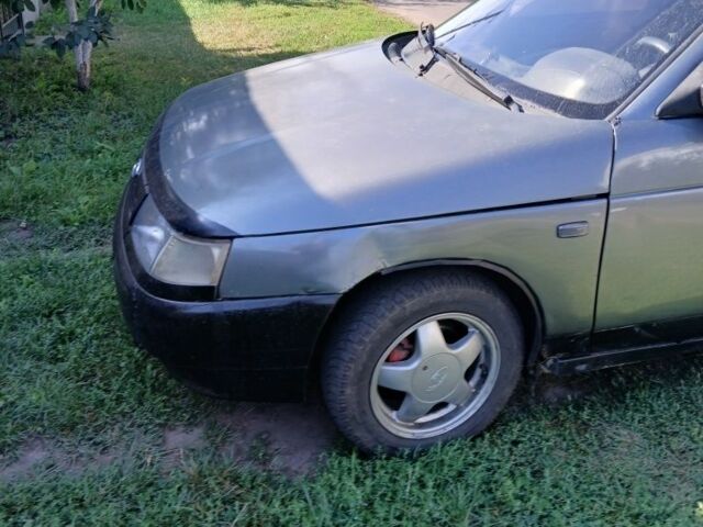 Серый ВАЗ 2110, объемом двигателя 1.6 л и пробегом 176 тыс. км за 708 $, фото 6 на Automoto.ua