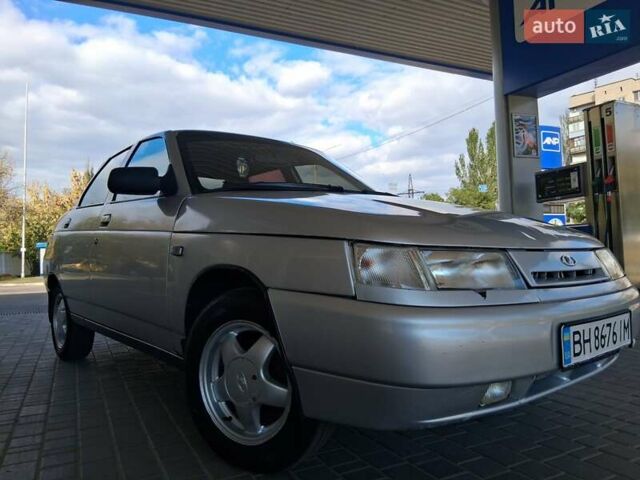 Сірий ВАЗ 2110, об'ємом двигуна 1.6 л та пробігом 230 тис. км за 2250 $, фото 2 на Automoto.ua