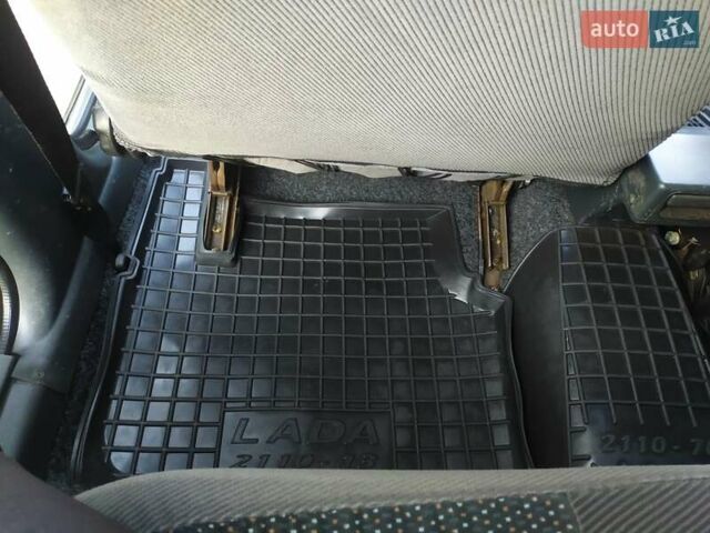 Сірий ВАЗ 2110, об'ємом двигуна 1.6 л та пробігом 170 тис. км за 2500 $, фото 21 на Automoto.ua