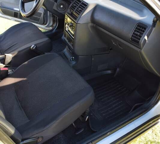 Серый ВАЗ 2110, объемом двигателя 1.6 л и пробегом 190 тыс. км за 2200 $, фото 15 на Automoto.ua