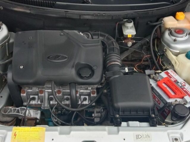 Серый ВАЗ 2110, объемом двигателя 0 л и пробегом 208 тыс. км за 2000 $, фото 8 на Automoto.ua