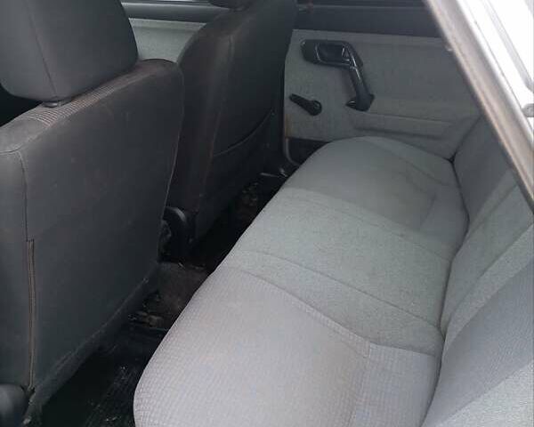 Сірий ВАЗ 2110, об'ємом двигуна 1.6 л та пробігом 174 тис. км за 1450 $, фото 7 на Automoto.ua