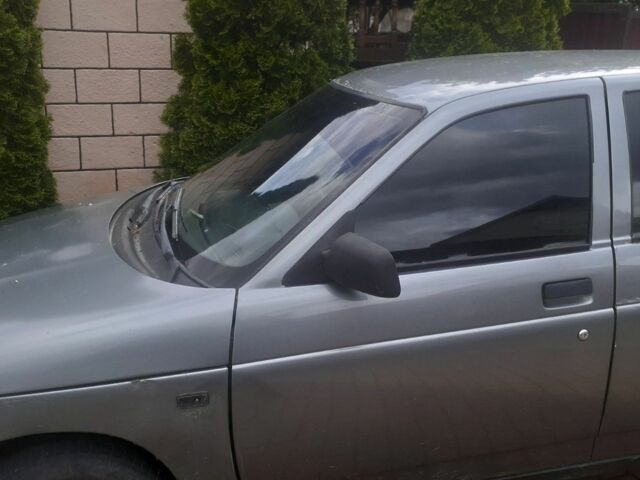 Серый ВАЗ 2110, объемом двигателя 1.6 л и пробегом 200 тыс. км за 800 $, фото 4 на Automoto.ua