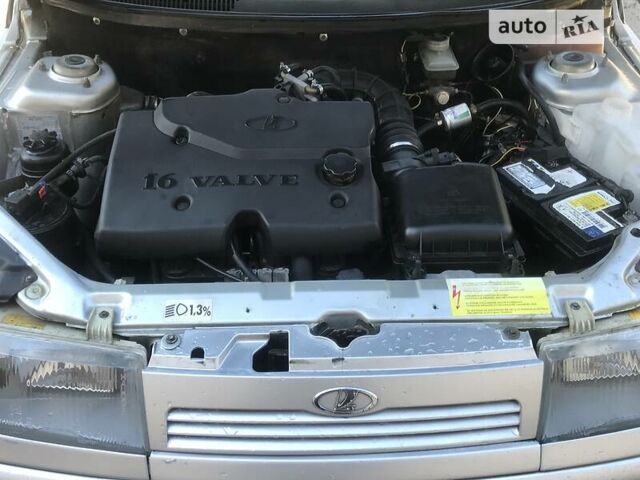 Серый ВАЗ 2110, объемом двигателя 1.6 л и пробегом 182 тыс. км за 2600 $, фото 7 на Automoto.ua