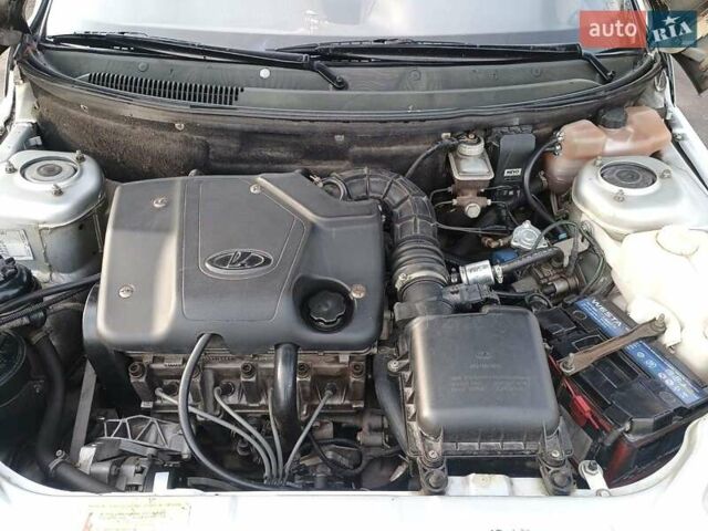 Серый ВАЗ 2110, объемом двигателя 1.6 л и пробегом 182 тыс. км за 2900 $, фото 4 на Automoto.ua