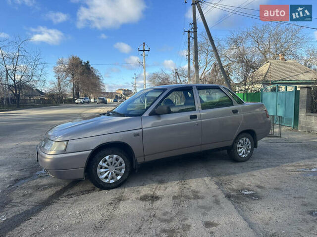 Серый ВАЗ 2110, объемом двигателя 1.6 л и пробегом 133 тыс. км за 3800 $, фото 1 на Automoto.ua