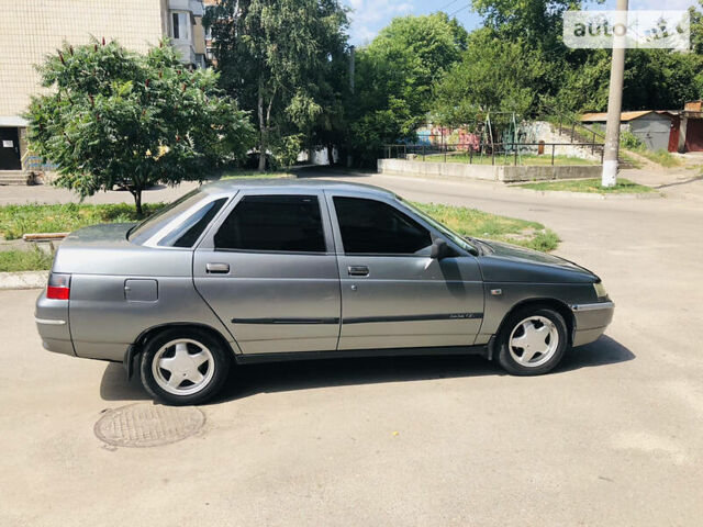 Серый ВАЗ 2110, объемом двигателя 1.6 л и пробегом 67 тыс. км за 3000 $, фото 3 на Automoto.ua