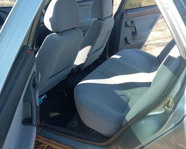 Сірий ВАЗ 2110, об'ємом двигуна 1.6 л та пробігом 250 тис. км за 1900 $, фото 5 на Automoto.ua