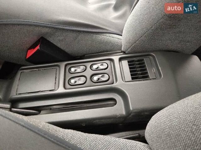 Серый ВАЗ 2110, объемом двигателя 1.6 л и пробегом 210 тыс. км за 1700 $, фото 37 на Automoto.ua