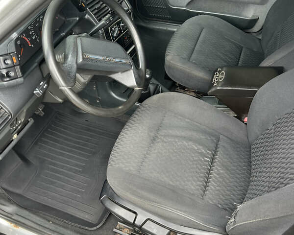 Сірий ВАЗ 2110, об'ємом двигуна 1.6 л та пробігом 210 тис. км за 2200 $, фото 6 на Automoto.ua