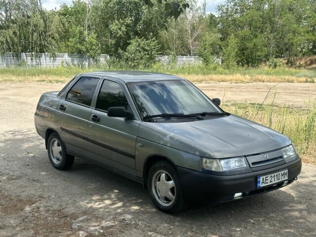 Серый ВАЗ 2110, объемом двигателя 1.6 л и пробегом 181 тыс. км за 1800 $, фото 1 на Automoto.ua