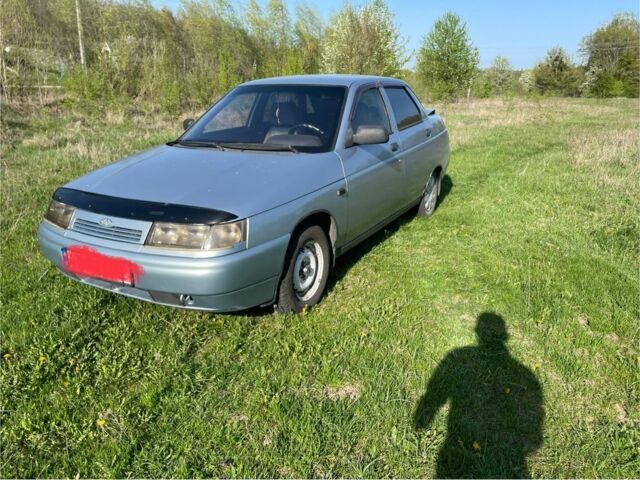 Серый ВАЗ 2110, объемом двигателя 1.6 л и пробегом 195 тыс. км за 2200 $, фото 1 на Automoto.ua