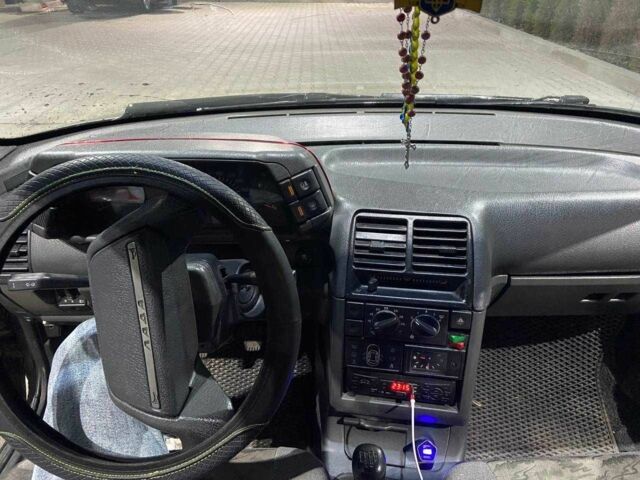 Серый ВАЗ 2110, объемом двигателя 1.6 л и пробегом 381 тыс. км за 1850 $, фото 5 на Automoto.ua