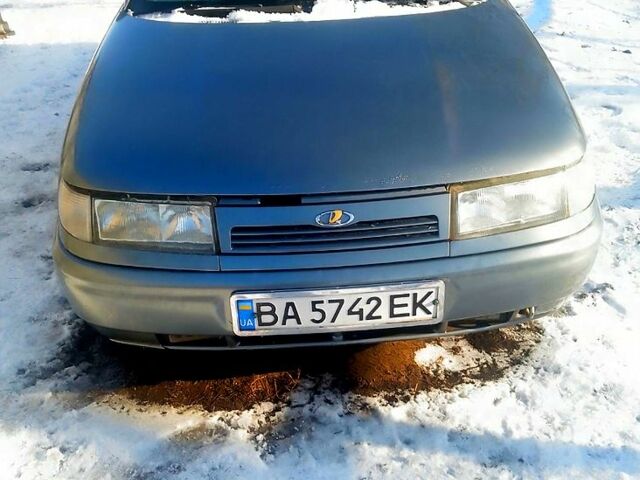 Серый ВАЗ 2110, объемом двигателя 1.6 л и пробегом 280 тыс. км за 2200 $, фото 1 на Automoto.ua