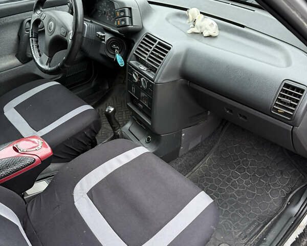 Серый ВАЗ 2110, объемом двигателя 1.6 л и пробегом 236 тыс. км за 1900 $, фото 21 на Automoto.ua