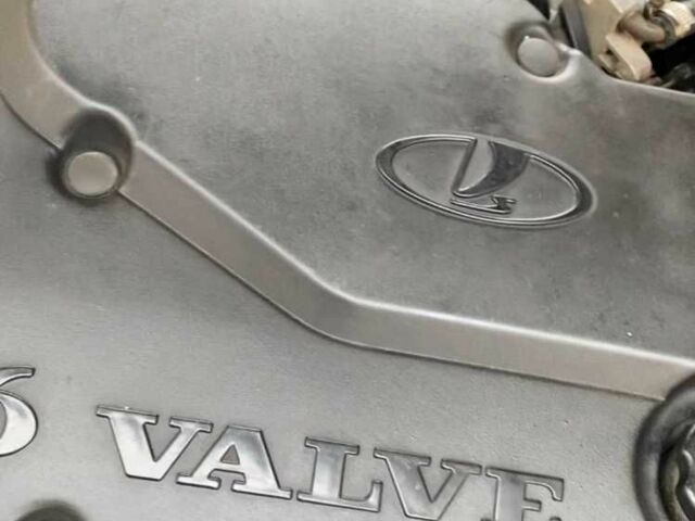 Сірий ВАЗ 2110, об'ємом двигуна 1.6 л та пробігом 215 тис. км за 1592 $, фото 1 на Automoto.ua