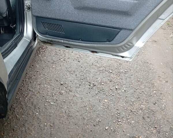 Серый ВАЗ 2110, объемом двигателя 1.6 л и пробегом 258 тыс. км за 1600 $, фото 10 на Automoto.ua