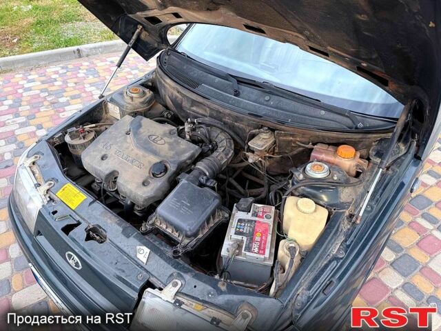 Серый ВАЗ 2110, объемом двигателя 2 л и пробегом 180 тыс. км за 2700 $, фото 9 на Automoto.ua