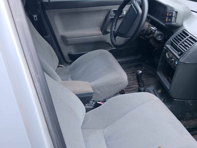 Серый ВАЗ 2110, объемом двигателя 1.6 л и пробегом 302 тыс. км за 1800 $, фото 2 на Automoto.ua