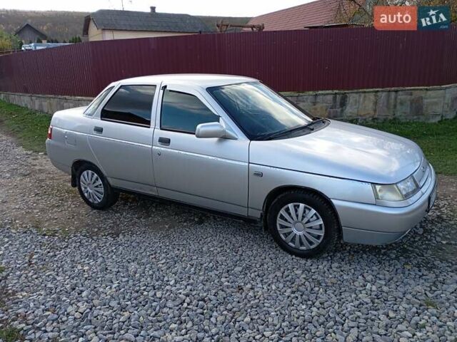 ВАЗ 2110 2007 у Теребовле на Automoto.ua Сірий ВАЗ 2110, об'ємом двигуна 1.6 л та пробігом 174 тис. км за 1650 $, фото 4 на Automoto.ua