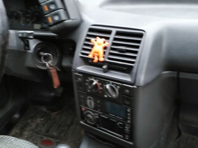 Сірий ВАЗ 2110, об'ємом двигуна 1.6 л та пробігом 114 тис. км за 2300 $, фото 1 на Automoto.ua