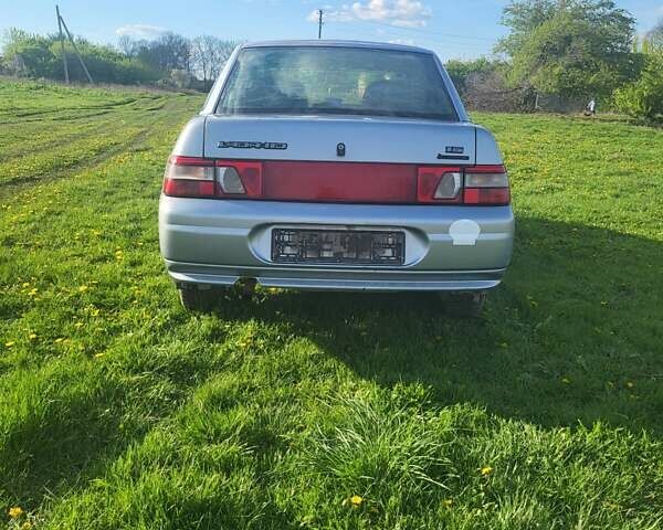 Серый ВАЗ 2110, объемом двигателя 1.6 л и пробегом 164 тыс. км за 2000 $, фото 1 на Automoto.ua