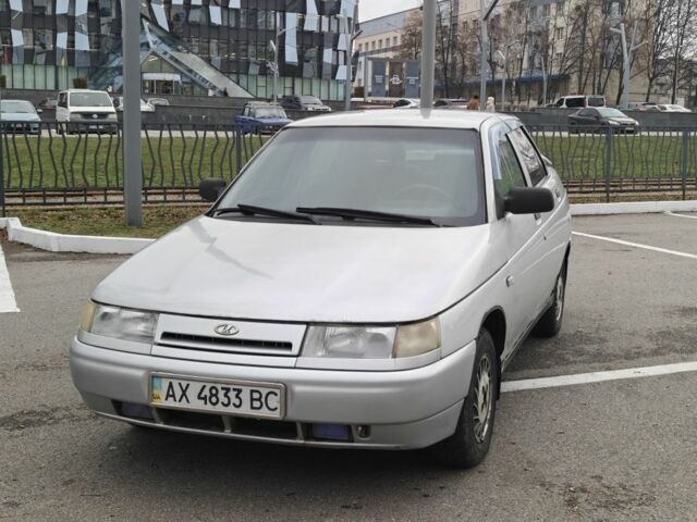 Серый ВАЗ 2110, объемом двигателя 1.6 л и пробегом 174 тыс. км за 1400 $, фото 1 на Automoto.ua