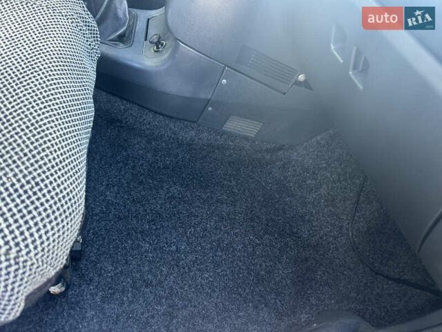 Серый ВАЗ 2110, объемом двигателя 1.6 л и пробегом 133 тыс. км за 3800 $, фото 11 на Automoto.ua