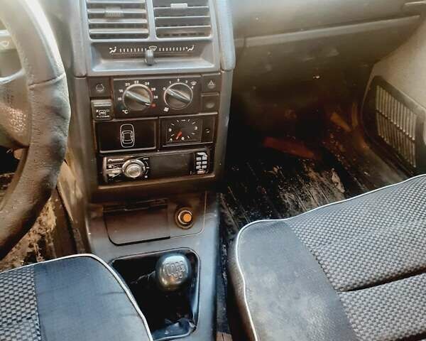 Сірий ВАЗ 2110, об'ємом двигуна 1.6 л та пробігом 333 тис. км за 1400 $, фото 1 на Automoto.ua