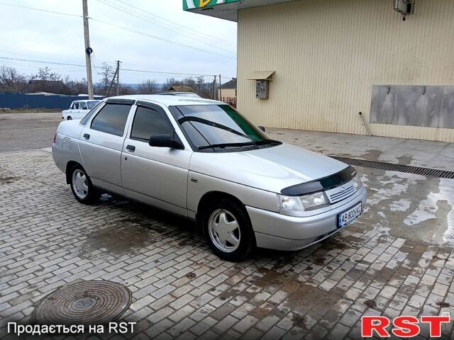 Серый ВАЗ 2110, объемом двигателя 1.6 л и пробегом 163 тыс. км за 2000 $, фото 2 на Automoto.ua