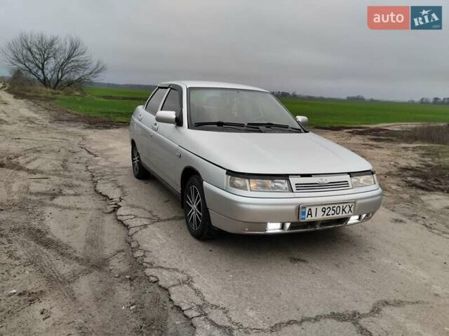 Серый ВАЗ 2110, объемом двигателя 1.6 л и пробегом 208 тыс. км за 3000 $, фото 2 на Automoto.ua