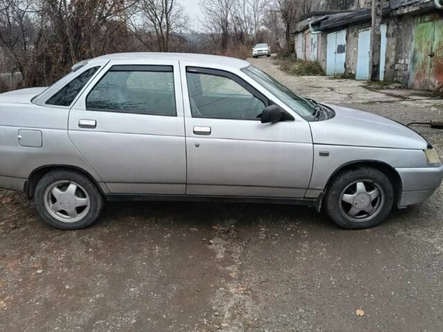 Серый ВАЗ 2110, объемом двигателя 1 л и пробегом 220 тыс. км за 2000 $, фото 5 на Automoto.ua