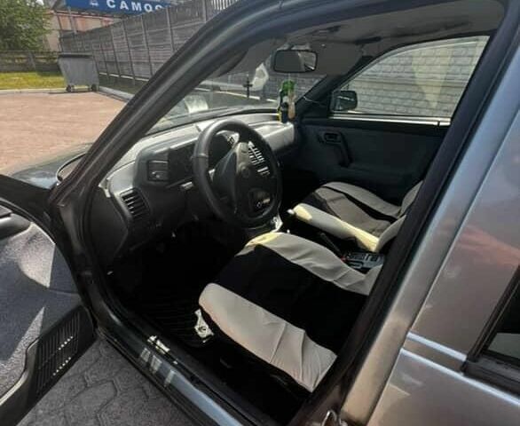 Серый ВАЗ 2110, объемом двигателя 1.6 л и пробегом 90 тыс. км за 1900 $, фото 6 на Automoto.ua