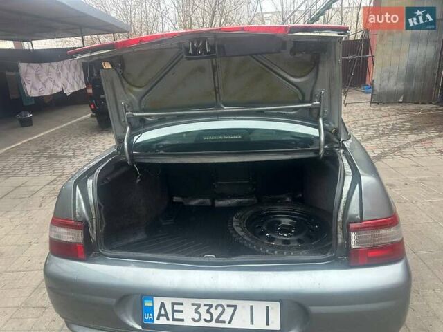 Сірий ВАЗ 2110, об'ємом двигуна 1.6 л та пробігом 150 тис. км за 2000 $, фото 5 на Automoto.ua