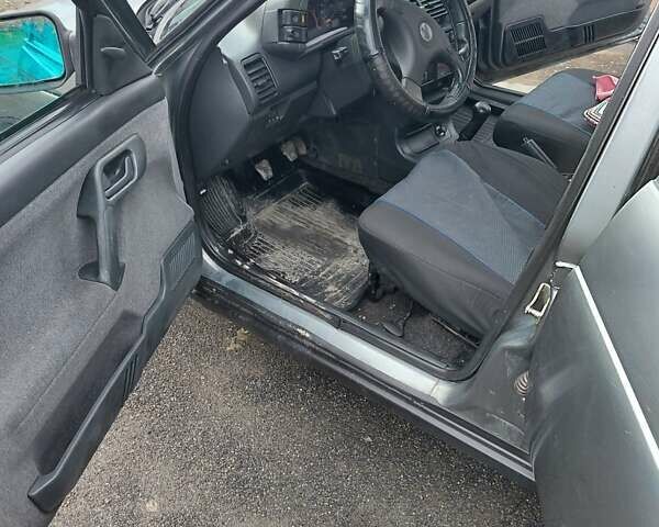 Серый ВАЗ 2110, объемом двигателя 1.6 л и пробегом 173 тыс. км за 2500 $, фото 6 на Automoto.ua