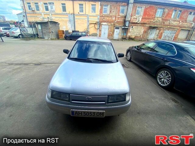 Серый ВАЗ 2110, объемом двигателя 1.6 л и пробегом 170 тыс. км за 1900 $, фото 2 на Automoto.ua