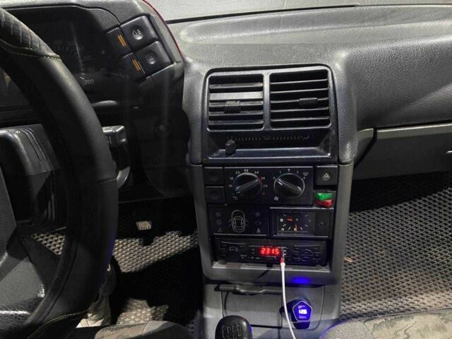 Серый ВАЗ 2110, объемом двигателя 1.6 л и пробегом 381 тыс. км за 1850 $, фото 6 на Automoto.ua