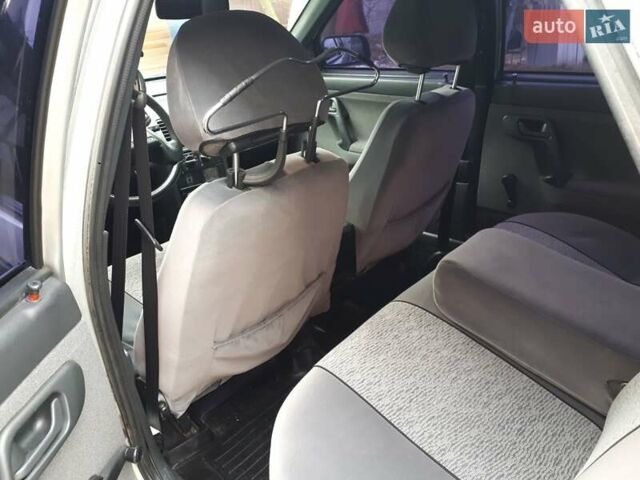 Серый ВАЗ 2110, объемом двигателя 1.6 л и пробегом 157 тыс. км за 2300 $, фото 6 на Automoto.ua