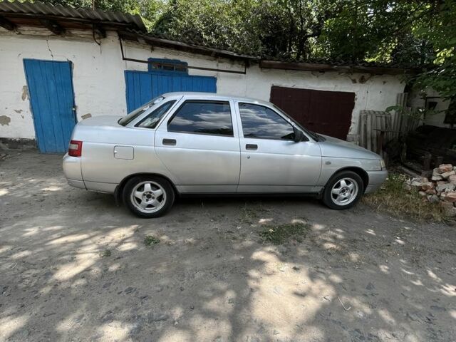 Сірий ВАЗ 2110, об'ємом двигуна 1.6 л та пробігом 300 тис. км за 1700 $, фото 3 на Automoto.ua
