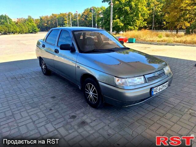 Серый ВАЗ 2110, объемом двигателя 1.6 л и пробегом 200 тыс. км за 2350 $, фото 2 на Automoto.ua