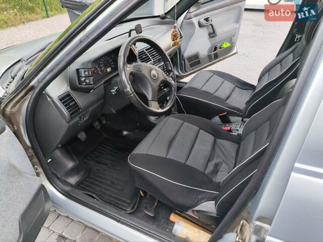 Серый ВАЗ 2110, объемом двигателя 1.6 л и пробегом 192 тыс. км за 2300 $, фото 10 на Automoto.ua